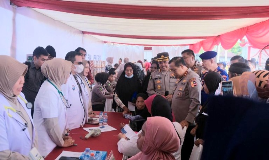 Baharkam Polri Gelar Baksos di Sulawesi Selatan: Ribuan Paket Sembako dan Layanan Kesehatan Gratis