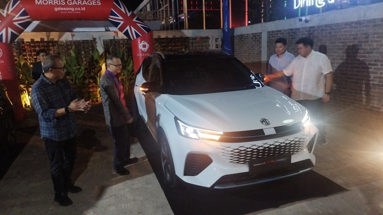 Sinar Galesong Automobil Resmi Kenalkan MG VS HEV di Makassar, Intip Keunggulannya!