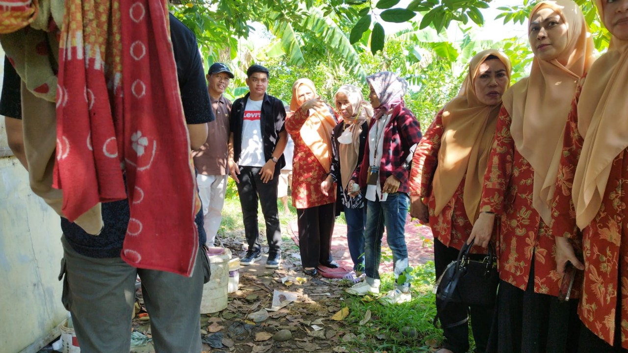 Gerak Cepat Dinsos Sulsel Bedah Rumah Warga Miskin di Makassar, Pj Gubernur Prof Zudan Serahkan Langsung Kunci