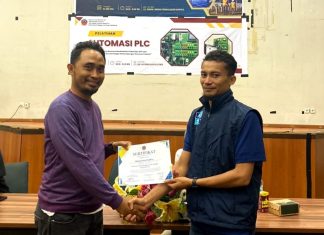 Mahasiswa Prodi D4 Teknik Listrik PNUP Gelar Pelatihan Automasi PLC dan PLTS untuk Pemula