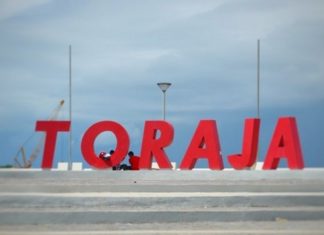 Tragedi Pantai Losari: Dinas Pariwisata Makassar Minta Pengunjung Patuhi Peraturan