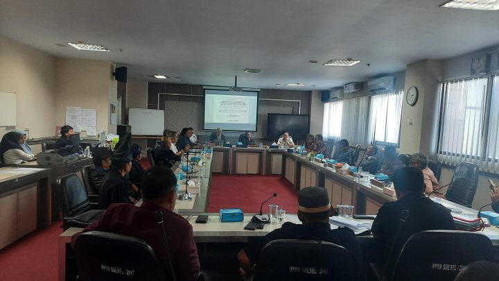 Masyarakat Kajang Pertanyakan Legal Standing PT Lonsum, Komisi B Akan Tinjau Lokasi Masyarakat kajang