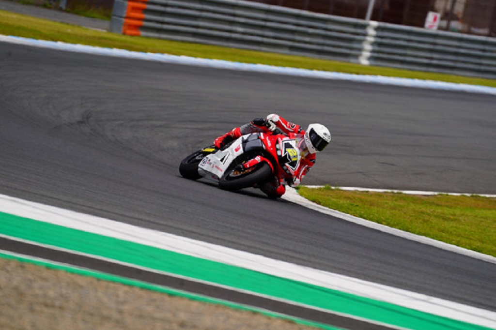 Tunggangi CBR250RR, Pebalap Astra Honda Sapu Juara Pertama di ARRC Jepang 2024