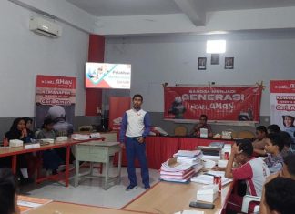 Astra Motor Sulawesi Selatan Edukasi Safety Riding pada Tiga SMA Sederajat di Makassar