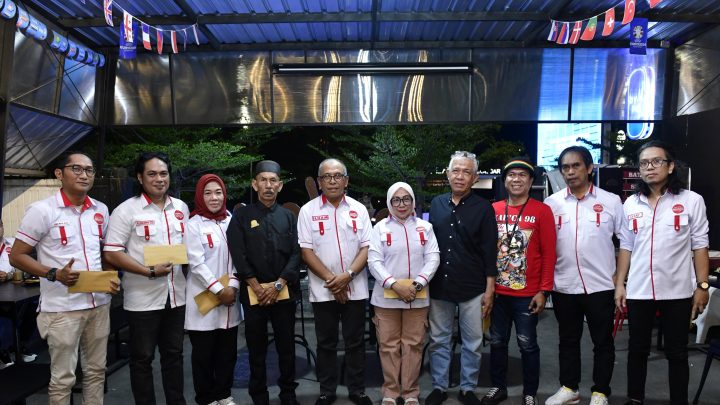 10 Insan Musik di Sulsel Terima Dana Apresiasi dari Ketua Umum DPP PAPPRI Insan musik