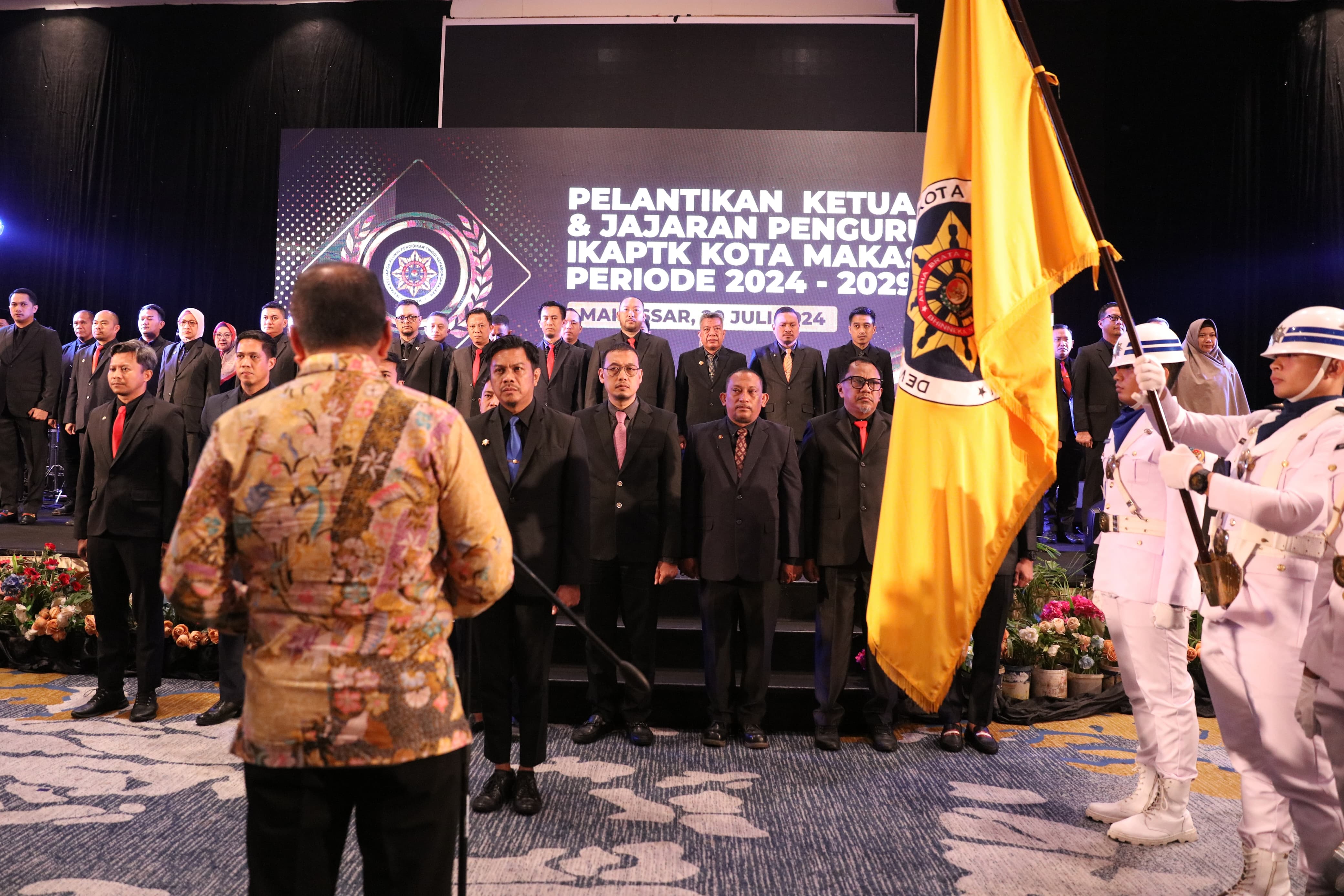 Selamat! Firman Pagarra Resmi Dikukuhkan Sebagai Ketua IKAPTK Kota Makassar Periode 2024-2029