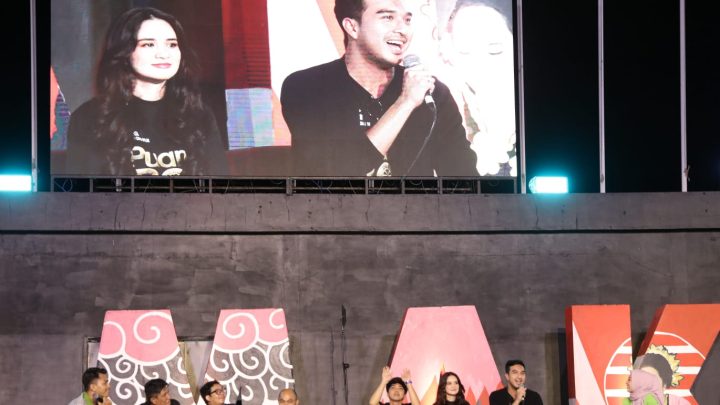 Angkat Kisah Kapal Pinisi, Michel Zudith Promosikan Film Puang Bos di Panggung F8 Makassar Michel Zudith