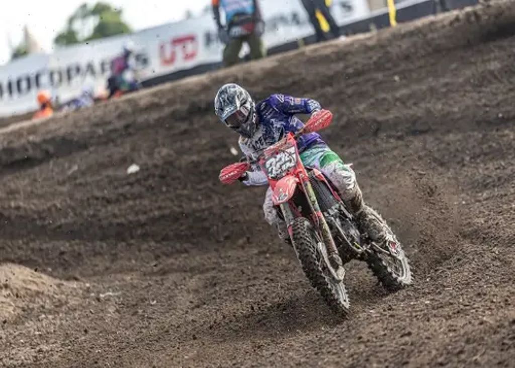 Dua Crosser Astra Honda Tuntaskan Perjuangan di MXGP Lombok