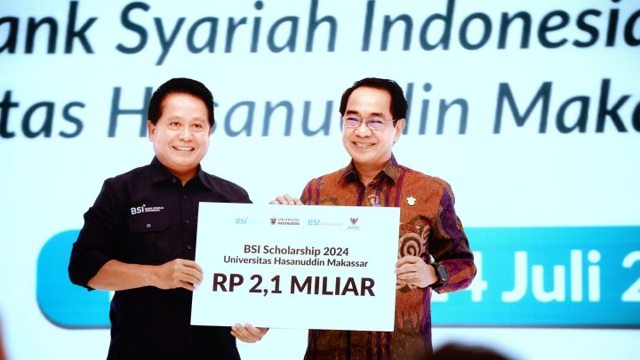 BSI Salurkan Beasiswa Rp5,5 Miliar untuk Mahasiswa Berprestasi di Sulsel BSI