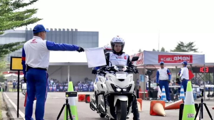 Komitmen Perusahaan Hasilkan SDM Unggul dan Terlatih, AHM Gelar Kompetisi Instruktur Safety Riding komitmen perusahaan