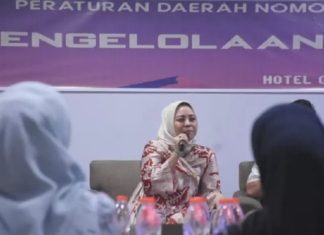 Anggota DPRD Makassar Nunung Dasniar Gelar Sosialisasi Perda Tentang Pengelolaan Sampah