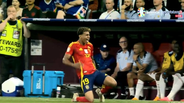 Heboh, Pesepak Bola Muslim Jadi Pencetak Gol Termuda Dalam Sejarah Piala Eropa lamine yamal