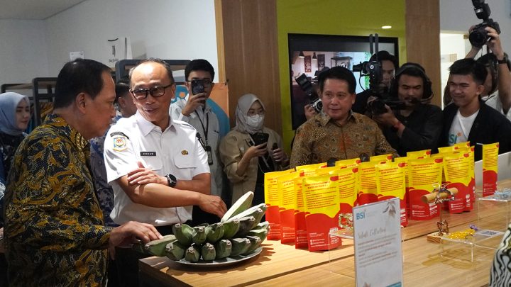 UMKM Center Makassar BSI Hadir di Makassar, Pj Gubernur Zudan Arif Menaruh Harapan Besar UMKM Center