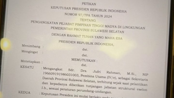 Setelah Penantian Panjang, Jufri Rahman Akhirnya Jabat Sekprov Sulawesi Selatan Presiden Joko Widodo