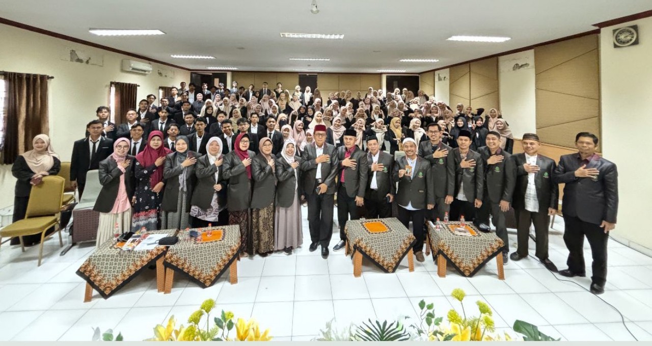 Yudisium Ratusan Mahasiswa, Pesan Dekan FDK UIN Alauddin Makassar Prof Rasyid Masri Bikin Baper