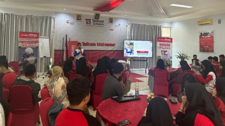 100 Pelajar SMK Telkom Makassar Antusias Ikuti Edukasi Safety Riding dari Astra Motor Sulsel smk telkom makassar