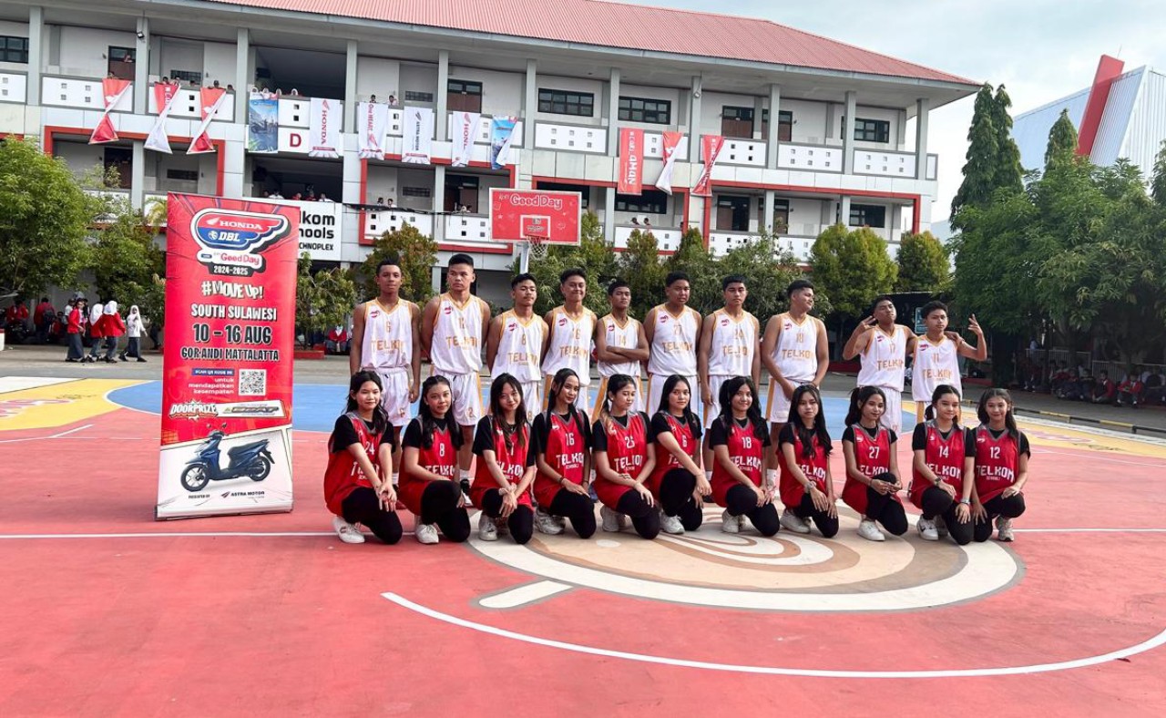 Edukasi Safety Riding Dalam Rangkaian Roadshow Honda DBL di SMK Telkom Makassar