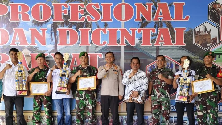 Pj Bupati, Kapolres, Dandim Jeneponto Serahkan Tropi Kepada Pemenang Lomba Kampung Pancasila Pj Bupati