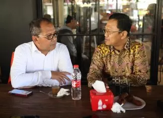 Perbesar Peluang Kemenangan DIA di Gowa, Cagub Sulsel Danny Pomanto Ngopi Bareng Amir Uskara