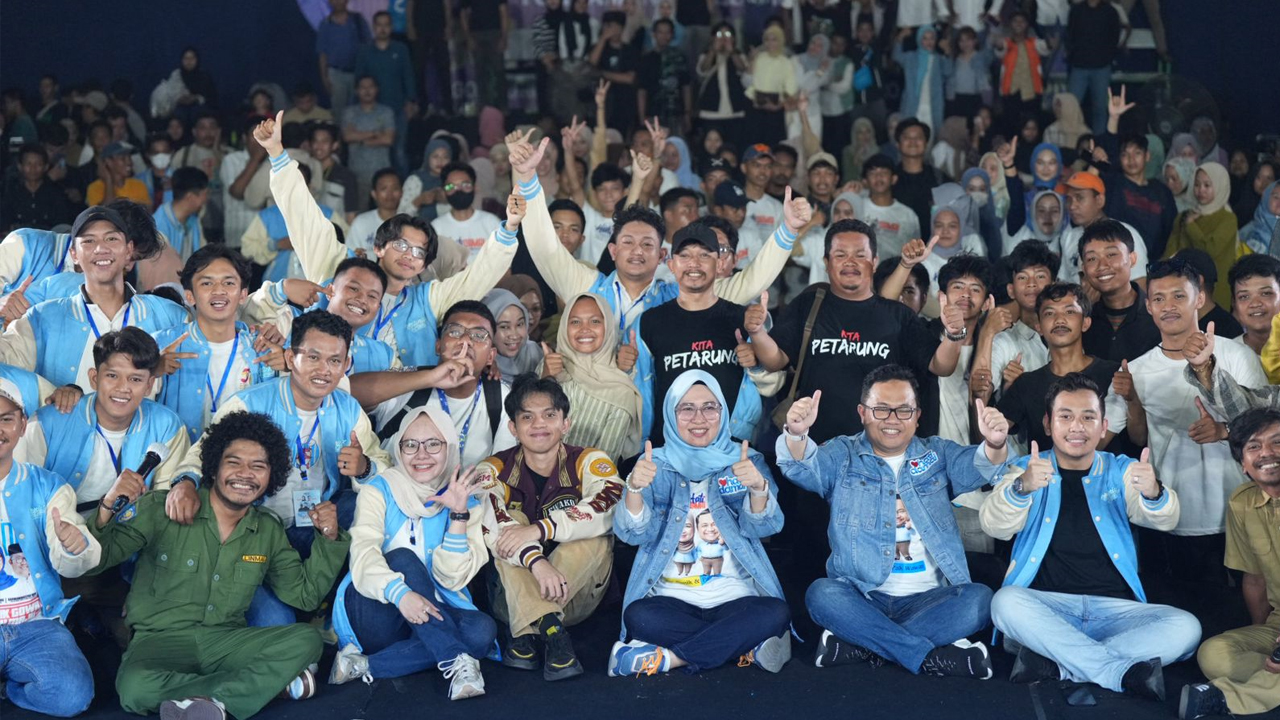 Dukungan untuk Husniah – Darmawangsyah Menggema dari GOR Sungguminasa, Ribuan Milenial dan Gen-Z Berkumpul