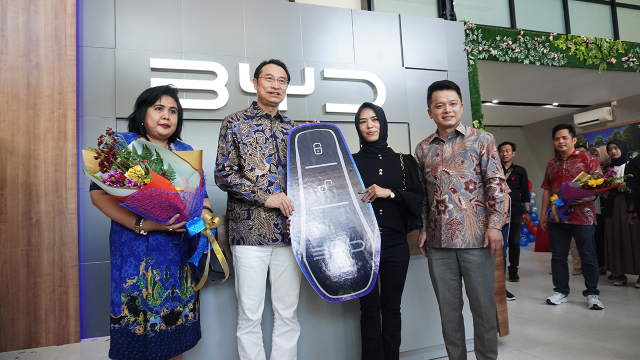 Mobil Listrik dari Tiongkok BYD Haka Ekspansi ke Indonesia Timur, Buka 3 Showroom Sekaligus