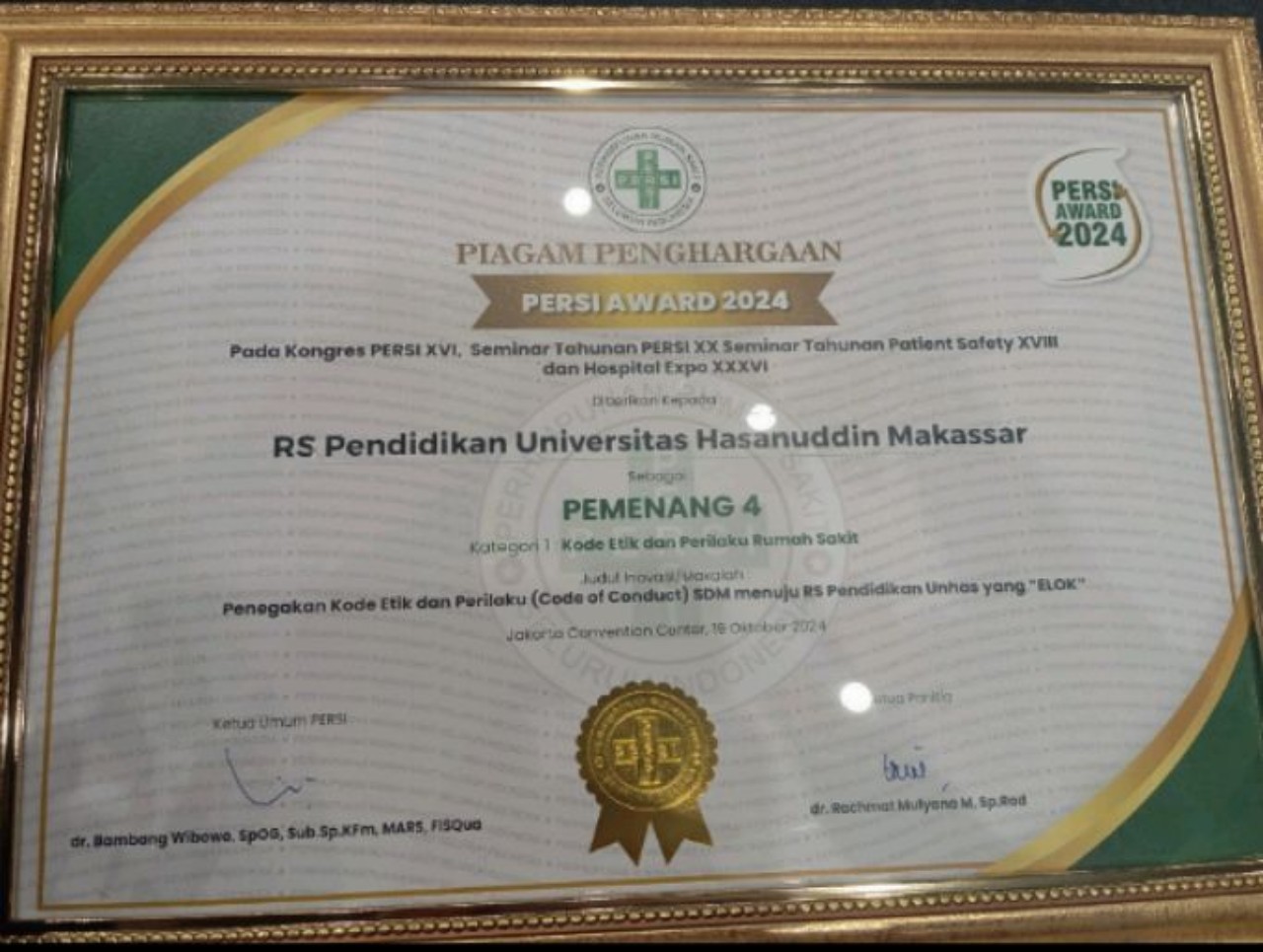 RS Pendidikan Unhas Raih Juara 4 di Ajang PERSI Award 2024 Kategori Kode Etik dan Perilaku Rumah Sakit