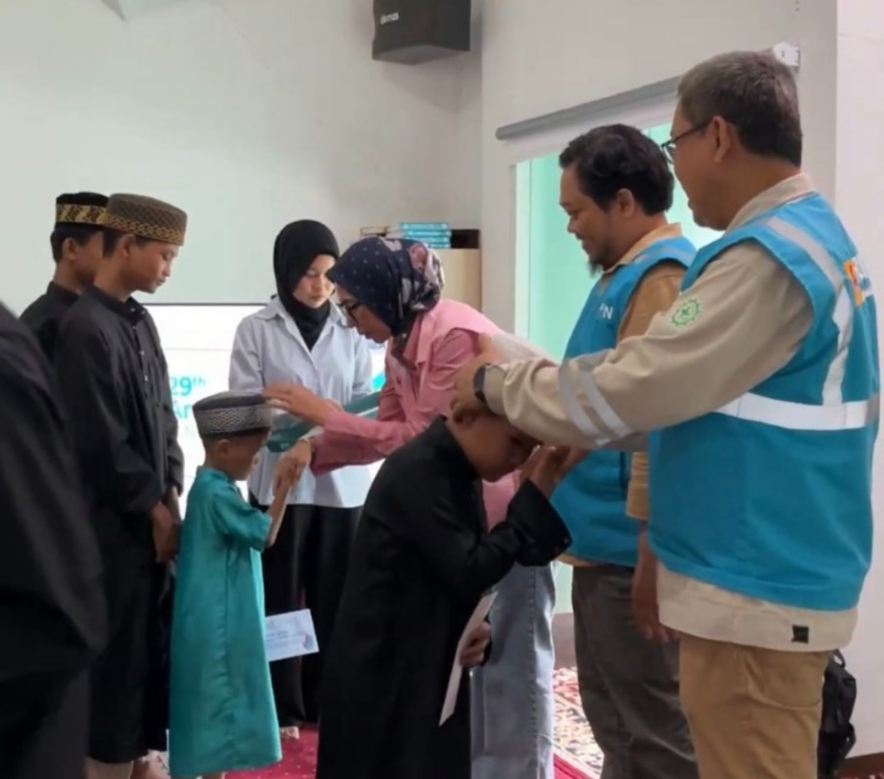 Srikandi Movement: Berbagi Kebahagiaan Bersama Anak Yatim di Peringatan HUT ke-29 PLN Indonesia Power