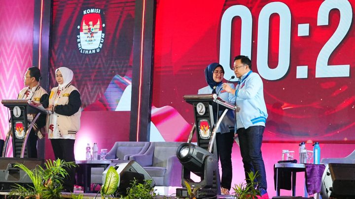 Amir Uskara Kembali Sindir Pemerintahan Adnan-Kio, Husniah-Darmawangsyah Pilih Melanjutkan yang Baik Amir Uskara