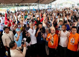 Warga Somba Opu Gowa Pamer Kekuatan Dukungan untuk Husniah-Darmawangsyah