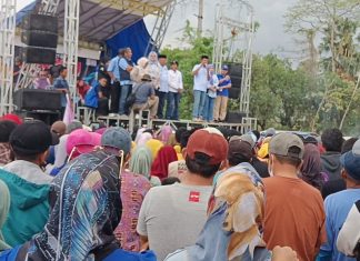 Didepan Ribuan Masyarakat