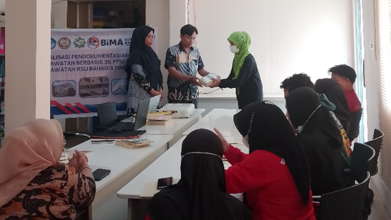 Pengabdian Masyarakat STIKES Amanah Makassar, Optimalkan Standar Pendokumentasian Asuhan Keperawatan Berbasis 3S PPNI di Ruang Perawatan RSU Bahagia