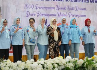 Dukung Hati Damai, Istri Adnan Purichta Icsan Komandoi Ribuan Perempuan untuk Husniah-Darmawangsyah