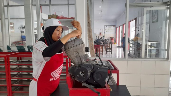 Puluhan Ribu Pelajar dan Guru SMK ikuti Festival Vokasi Satu Hati festival vokasi satu hati