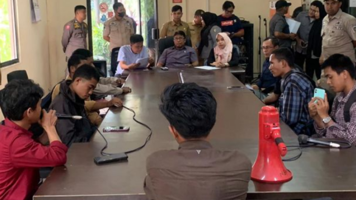 dprd makassar
