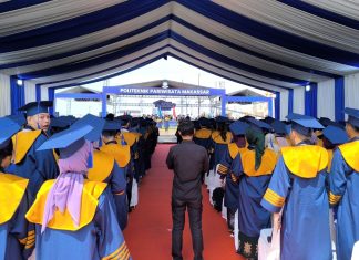 Kali Pertama, Poltekpar Makassar Gelar Wisuda 561 Mahasiswa di Ruang Terbuka
