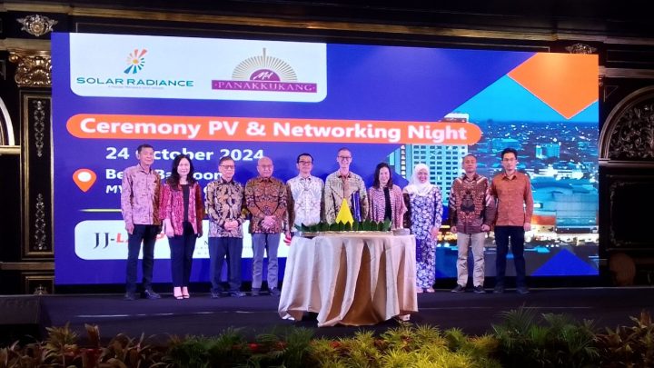 Berlangsung di MYKO, Masdar Mitra Solar Radiance dan D'Best Group Resmikan PLTS Atap Mall Panakkukang Makassar myko makassar
