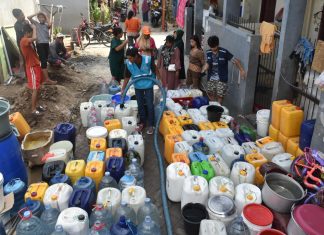 Peringati Hari Sumpah Pemuda, PLN IP UBP Tello Salurkan Bantuan Air Bersih Bagi Warga Kota Makassar