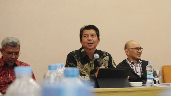 Guru Jadi Korban Terbesar Pinjol Ilegal, Simak Lima Langkah Bereskan Jeratan Pinjol dari OJK ojk