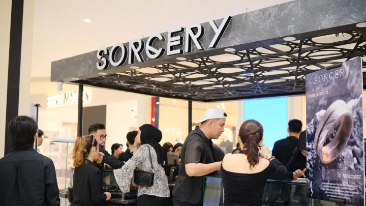 Toko Perhiasan Premium Hadir di Makassar, Jadi Store Terbesar di Luar Jawa toko perhiasan