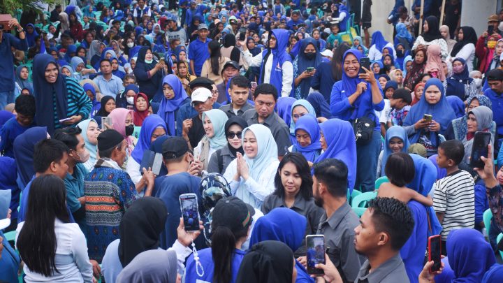 Ribuan Warga di Makassar Deklarasikan Dukungan ke Fatmawati Rusdi, Dominasi Dukungan Perempuan Ribuan warga Makassar