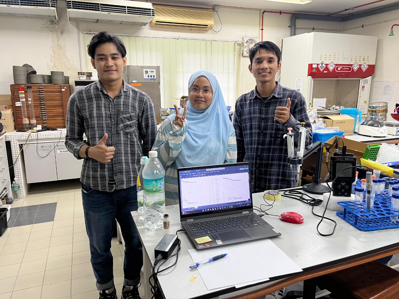 Dua Mahasiswa FT Unhas Ikuti Program Pengembangan Program Studi di Geologi Universitas Malaya