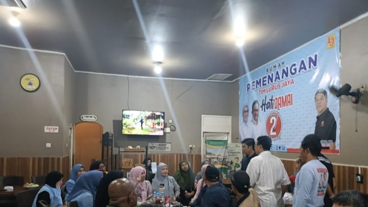 Ngopi di Warkop Pallangga, Husniah Talenrang Terima Aspirasi Warga husniah talenrang