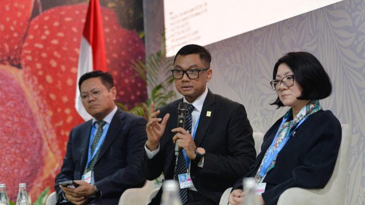 Di COP29, PLN Tegaskan Dukung Pemerintah Capai 75 Persen Energi Terbarukan hingga Tahun 2040 PLN
