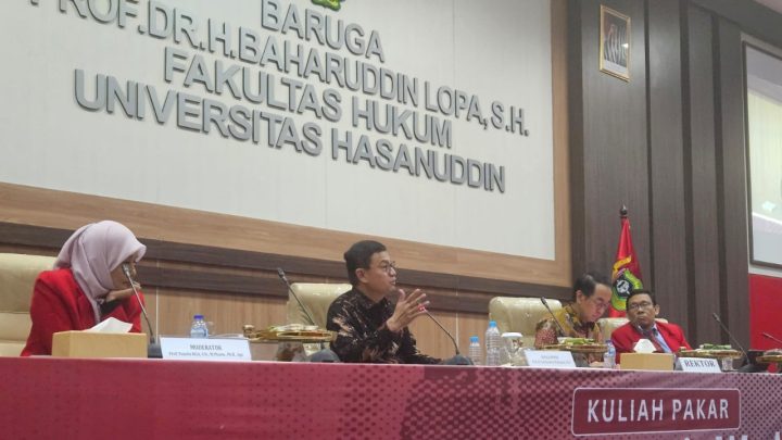 Kepala BPOM RI Taruna Ikrar Beri Kuliah Umum di Unhas kepala BPOM RI