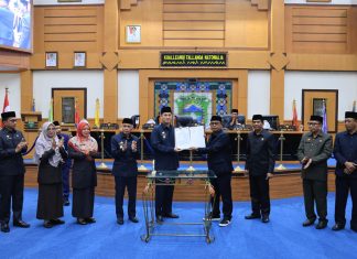 DPRD Pangkep Setujui Ranperda APBD TA 2025 Menjadi Perda, Bupati Sampaikan Apresiasi