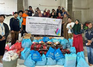 PLN IP UBP Tello Salurkan Bantuan untuk Korban Banjir di Kota Makassar