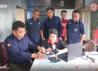 Semen Tonasa Serahkan Bantuan Usaha untuk Kelompok Disabilitas di Ballea