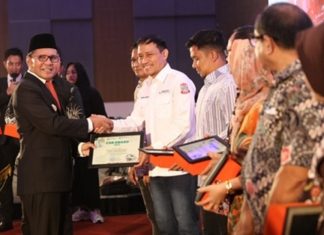 Bank Sulselbar Raih Penghargaan CSR Award 2024 dari Pemkot Makassar