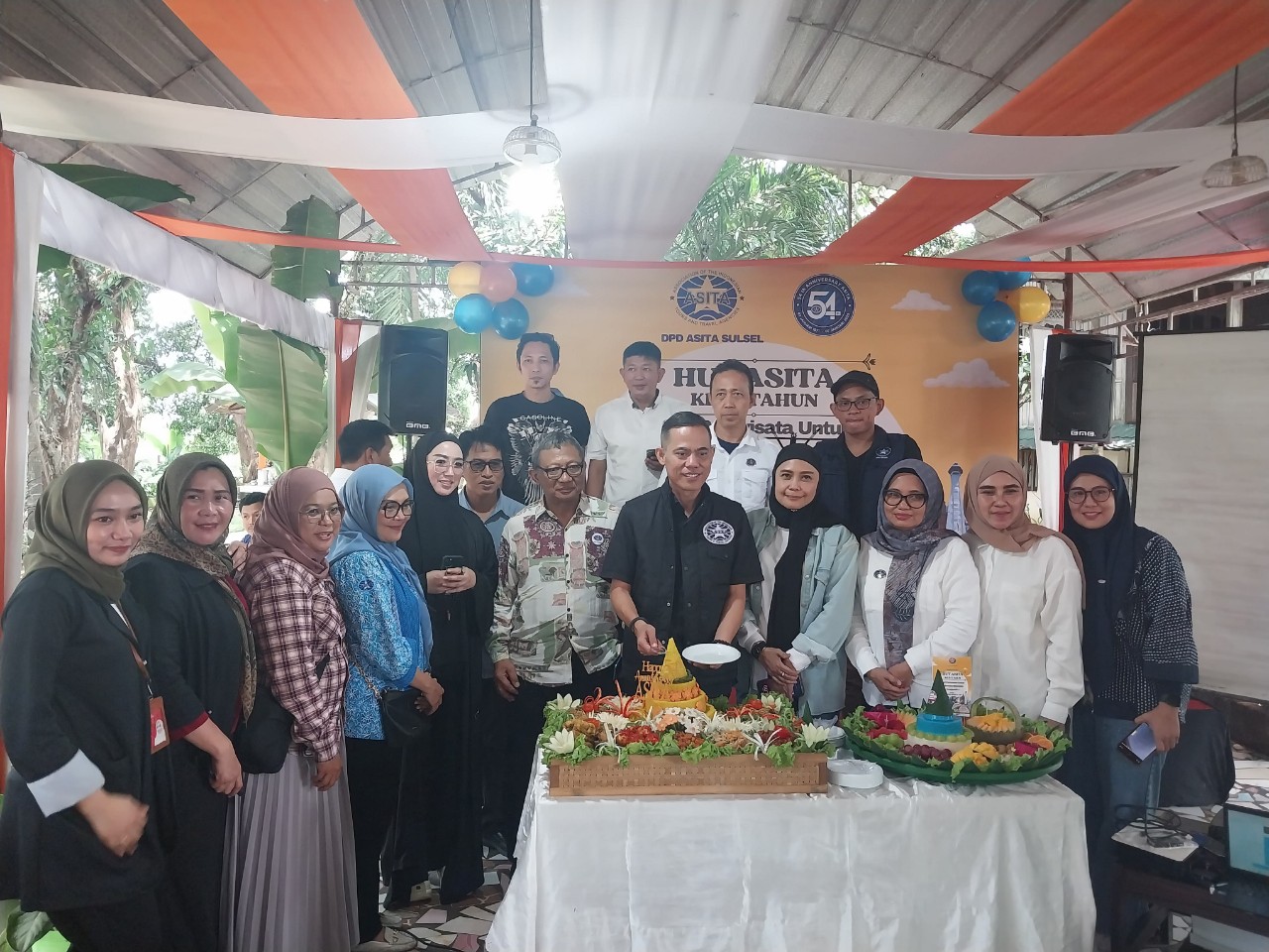 HUT ke-54, ASITA Sulsel Kunjungi Rumah Tahfidz Binaan dan Rayakan Ulang Tahun Bersama Stakeholder