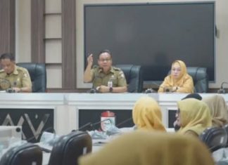 Sekretaris DPRD Makassar, Dahyal Pimpin Rapat Koordinasi Awal Tahun 2025 Bersama Jajaran Kepala Bagian dan Staf